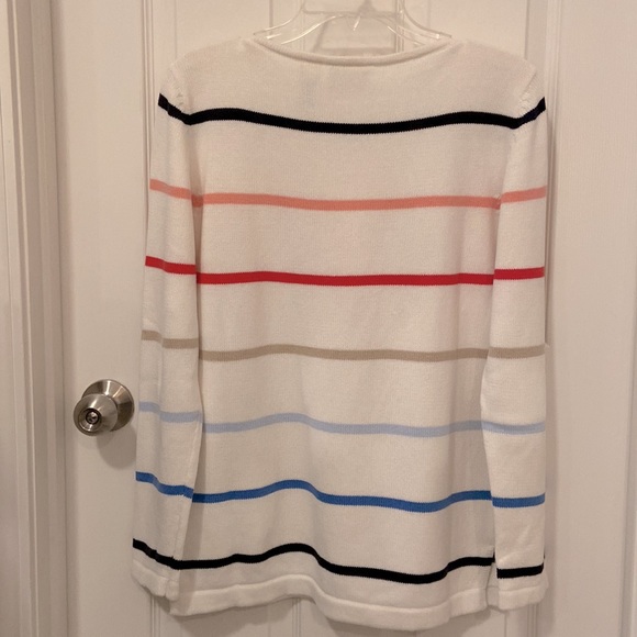 Liz Claiborne petite size small knit sweater - Picture 2 of 2